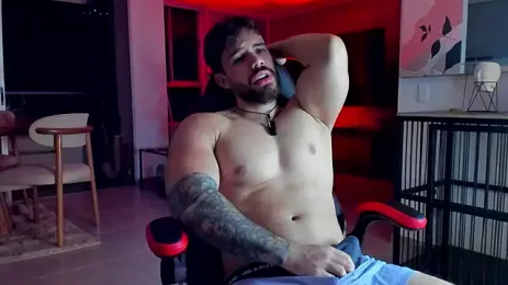 Valenthino_Salvatore — Stripchat recorded stream image, 10.09.2026 01:50