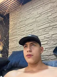 Lander_Cruz — Stripchat recorded stream image, 10.09.2026 20:50