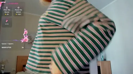 flooora_0 — Stripchat recorded stream image, 12.09.2026 01:40