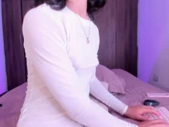 agathauwuart — Chaturbate recorded stream image, 12.09.2026 04:30