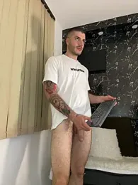 Rafael_Mendezz — Stripchat recorded stream image, 12.09.2026 20:30