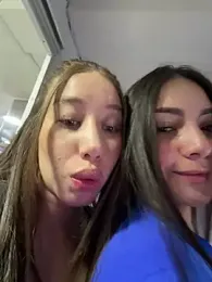 roouse — Stripchat recorded stream image, 12.09.2026 21:00