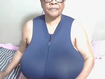 DairyQueen2 — Stripchat recorded stream image, 13.09.2026 19:00