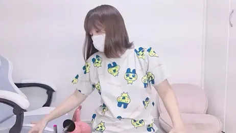 Hiiichan88 — Stripchat recorded stream image, 14.09.2026 13:40