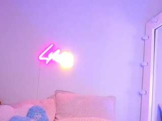 liliimoon — Camsoda recorded stream image, 14.03.2025 05:00