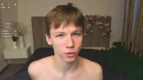 cuMte_boy — Stripchat recorded stream image, 28.09.2026 01:20