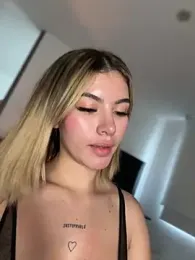 Your_Honeey — Stripchat recorded stream image, 15.03.2025 21:40