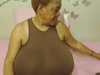 DairyQueen2 — Stripchat recorded stream image, 17.03.2025 17:20