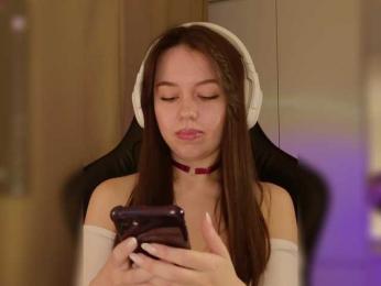 Businka13 — Bongacams recorded stream image, 17.03.2025 16:00