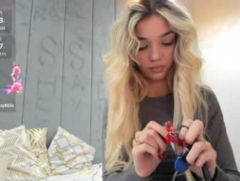 sassyt33n — Chaturbate recorded stream screenshot (18 Mar 2025)