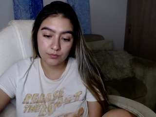 alexyferrer — Camsoda recorded stream image, 18.03.2025 22:00
