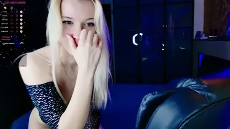 ShhhO_O — Stripchat recorded stream image, 21.03.2025 10:20