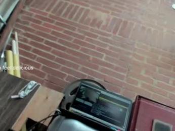 vanandjuani — Chaturbate recorded stream screenshot (21 Mar 2025)