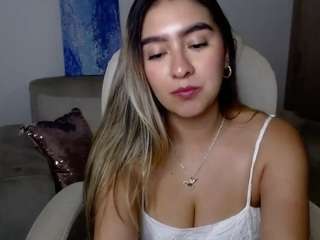 alexyferrer — Camsoda recorded stream image, 21.03.2025 20:50