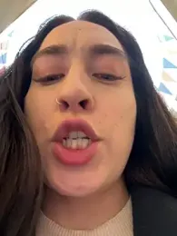 Holly_Play — Stripchat recorded stream image, 22.03.2025 12:00