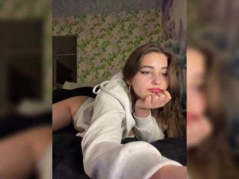 little-devil — Bongacams recorded stream image, 22.03.2025 15:40