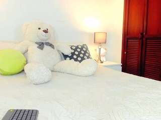 victoriaglam — Camsoda recorded stream screenshot (23 Mar 2025)