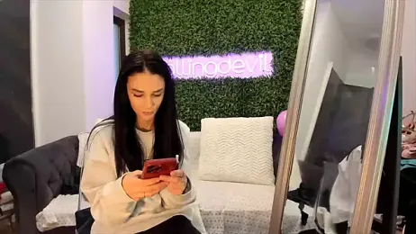 realhotfallingdevil — Stripchat recorded stream image, 24.03.2025 04:40