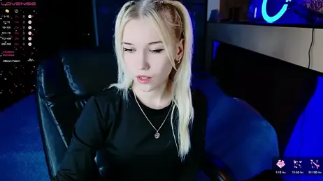 ShhhO_O — Stripchat recorded stream image, 25.03.2025 09:20