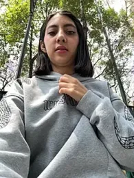 PurpleLinn — Stripchat recorded stream image, 25.03.2025 16:10