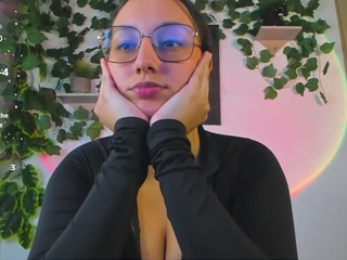 nataliepeterson — Camsoda recorded stream image, 25.03.2025 22:10