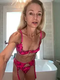 CindyOcean — Stripchat recorded stream image, 26.03.2025 16:40