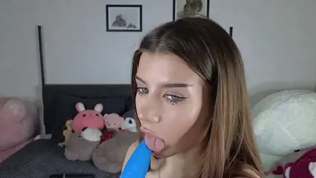 dolly_ll — Stripchat recorded stream image, 27.03.2025 13:40