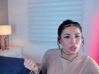 viioletlover — Camsoda recorded stream image, 30.03.2025 03:40