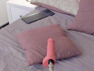 Bella Fontana — Flirt4free recorded stream screenshot (31 Mar 2025)