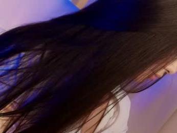 hollyextra — Chaturbate recorded stream image, 31.03.2025 18:10