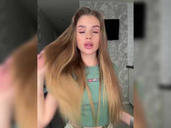 SweetyMia — Bongacams recorded stream screenshot (01 Apr 2025)