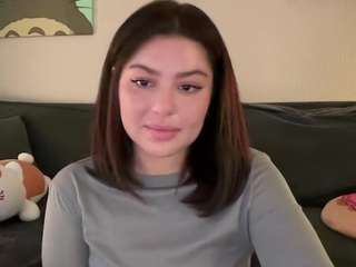 youramy — Camsoda recorded stream image, 02.04.2025 13:30