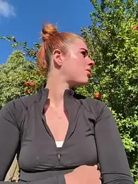 aus_queen — Stripchat recorded stream image, 03.04.2025 04:50