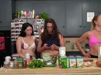 nakedbakers — Chaturbate recorded stream screenshot (04 Apr 2025)