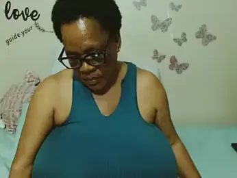 DairyQueen2 — Stripchat recorded stream image, 04.04.2025 16:30