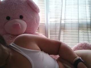 magix333 — Camsoda recorded stream image, 04.04.2025 16:40