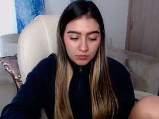 alexyferrer — Camsoda recorded stream image, 04.04.2025 19:30