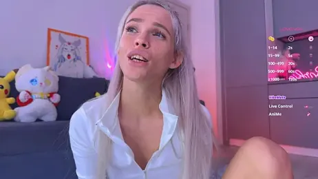 mikkixmeow — Stripchat recorded stream image, 05.04.2025 08:40
