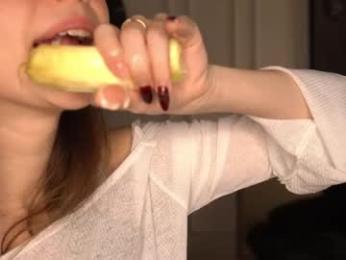 kusssecka — Chaturbate recorded stream image, 05.04.2025 14:10