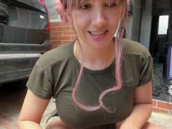 vanandjuani — Chaturbate recorded stream screenshot (05 Apr 2025)