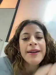 alana15 — Stripchat recorded stream image, 05.04.2025 21:30
