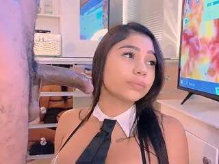 ginaakemi — Camsoda recorded stream image, 06.04.2025 04:50
