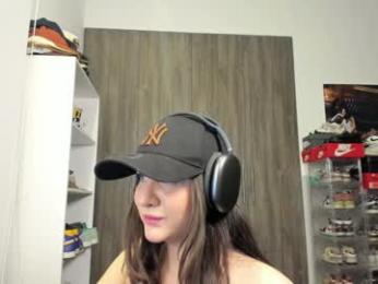 lindabluee — Chaturbate recorded stream image, 06.04.2025 13:20