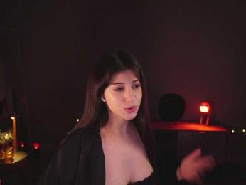 -Madi- — Bongacams recorded stream screenshot (07 Apr 2025)