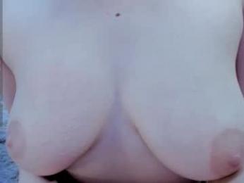 pinkncrazy — Chaturbate recorded stream screenshot (04 Feb 2025)