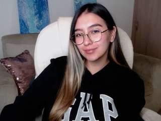 alexyferrer — Camsoda recorded stream image, 07.04.2025 22:40