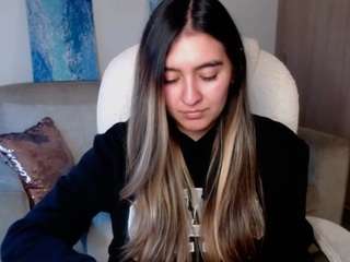 alexyferrer — Camsoda recorded stream image, 07.04.2025 22:40