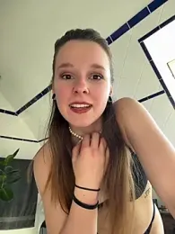 Izzy_Inked — Stripchat recorded stream screenshot (08 Apr 2025)