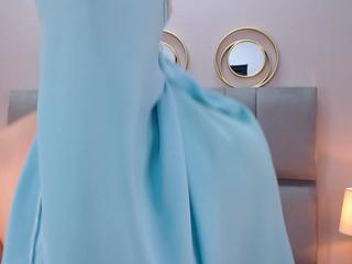 Aliah Manzur — Flirt4free recorded stream screenshot (08 Apr 2025)