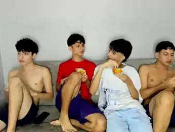 pelusos_mens — Stripchat recorded stream screenshot (08 Apr 2025)